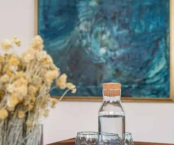 Charming Retreat In The Heart Of Appartement *