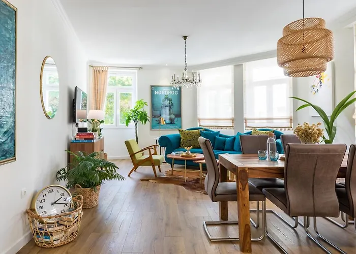 Charming Retreat In The Heart Of *