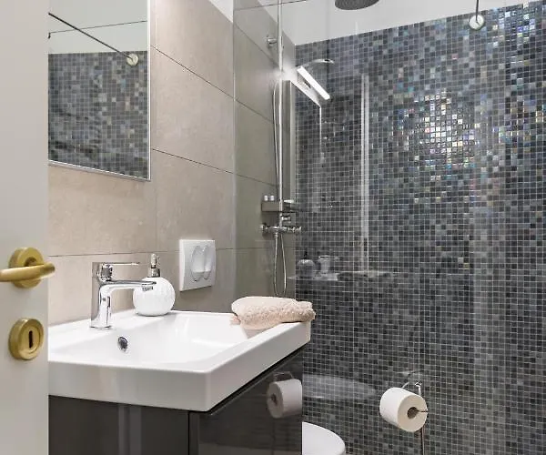 Appartement Charming Retreat In The Heart Of *