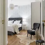 Charming Retreat In The Heart Of *