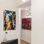 Charming Retreat In The Heart Of 公寓